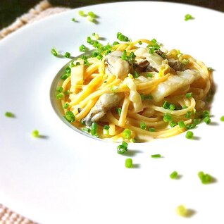 牡蠣と白菜のクリームソースパスタ